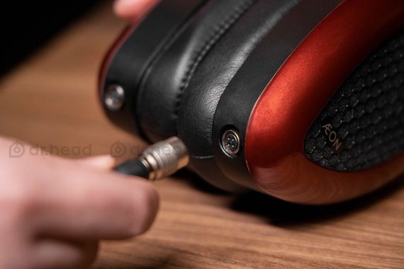Dan Clark Audio AEON 2 Open Black Red 4.4mm