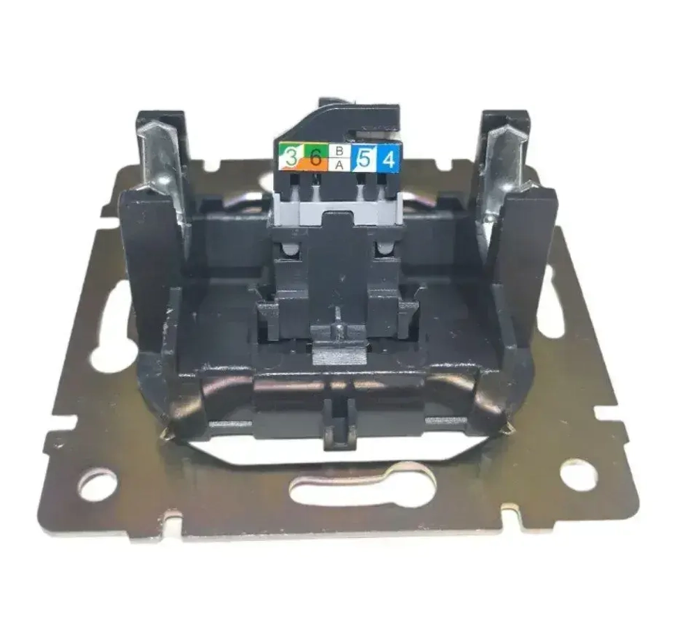 Розетка RG45 интернет Слоновая Кость Legrand Valena (774138) 1шт