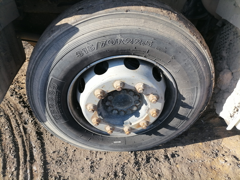 КамАЗ 5490 4x2 Седельный тягач 5490-S5 (Дизель/Газ, 12,0 л, 401 л.с., МТ)