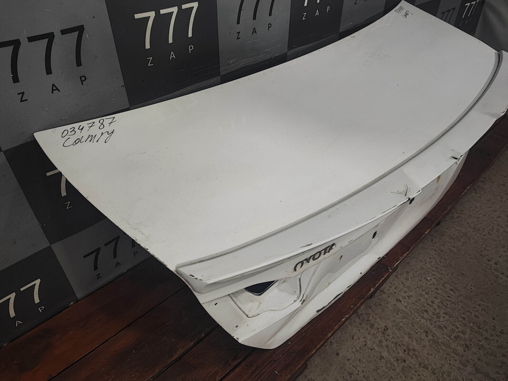 Крышка багажника Toyota Camry (XV50) 11-18 Б/У Оригинал 6440106C80