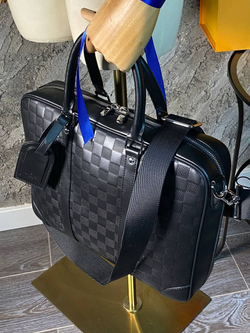 Портфель Louis Vuitton