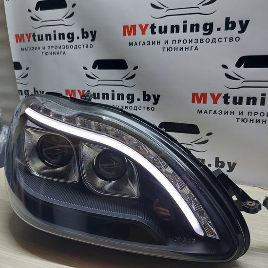 Передние фары daylight black для Mercedes S W220