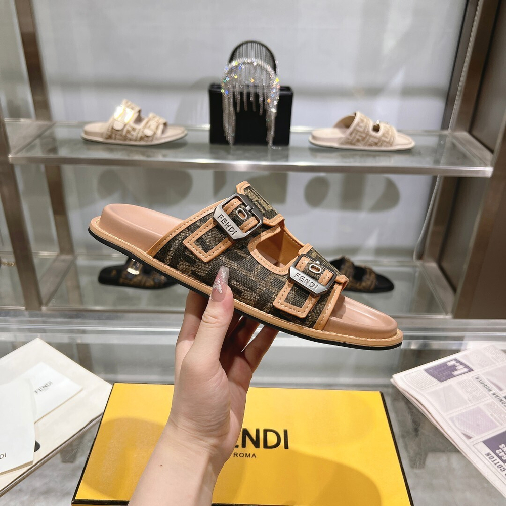 Fendi Feel Slides