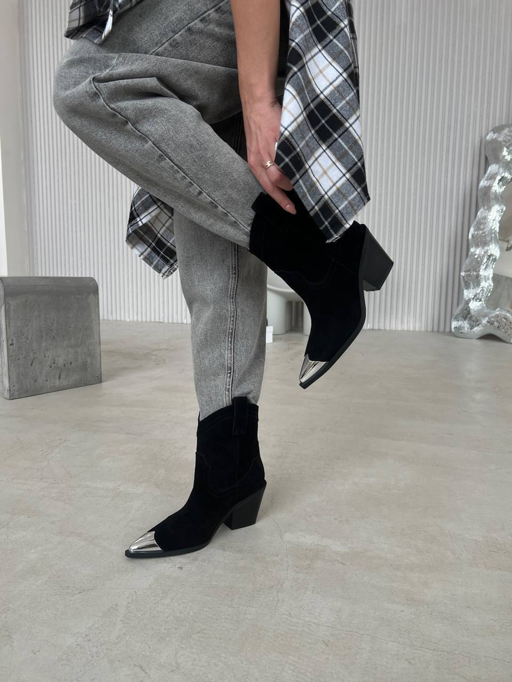 Казаки из натуральной замши