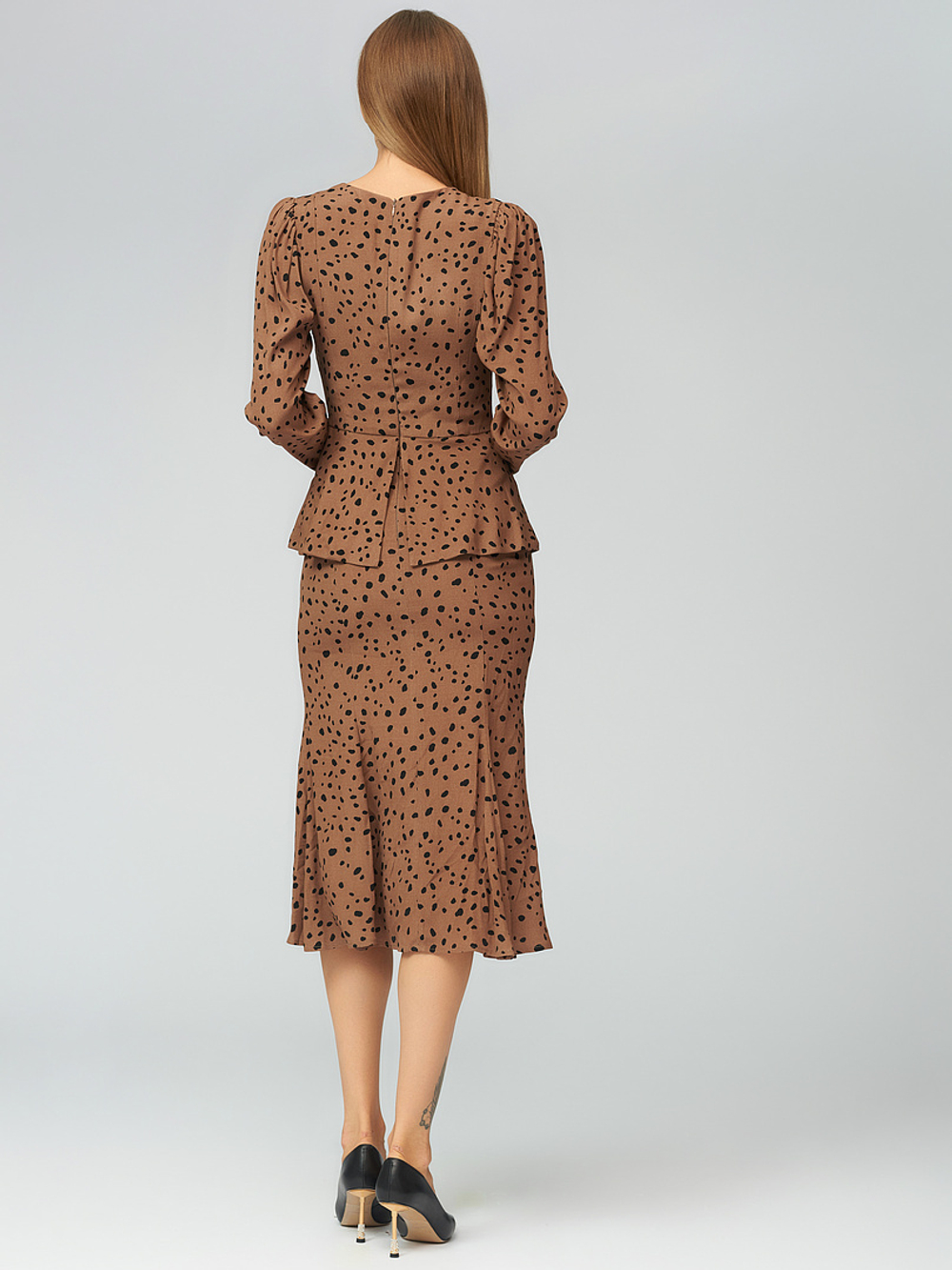 Платье миди с баской