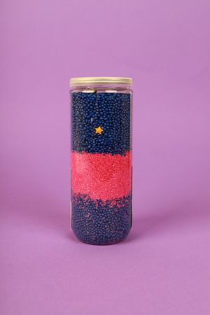 Мерцающий жемчуг для ванны "Moon Rocks", 300г, конфетный, вода розово-фиолетовая