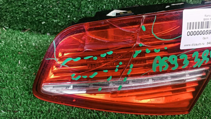 Фонарь правый внутренний VW Passat B8 (2014-2020) седан