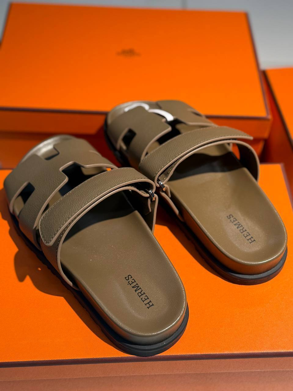 Шлепанцы Hermes