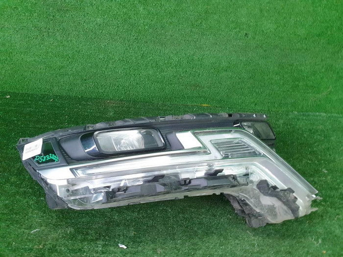 Битая Фара правая Kia Carnival 4 (2020-2023) LED