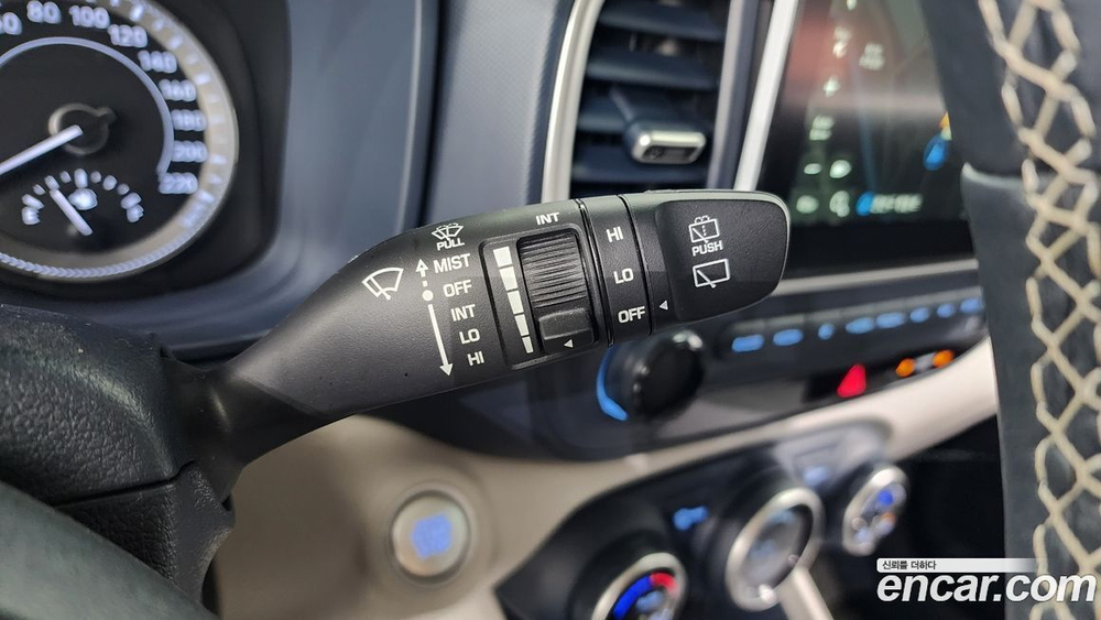 Hyundai Venue 1.6 Modern (08.2020)