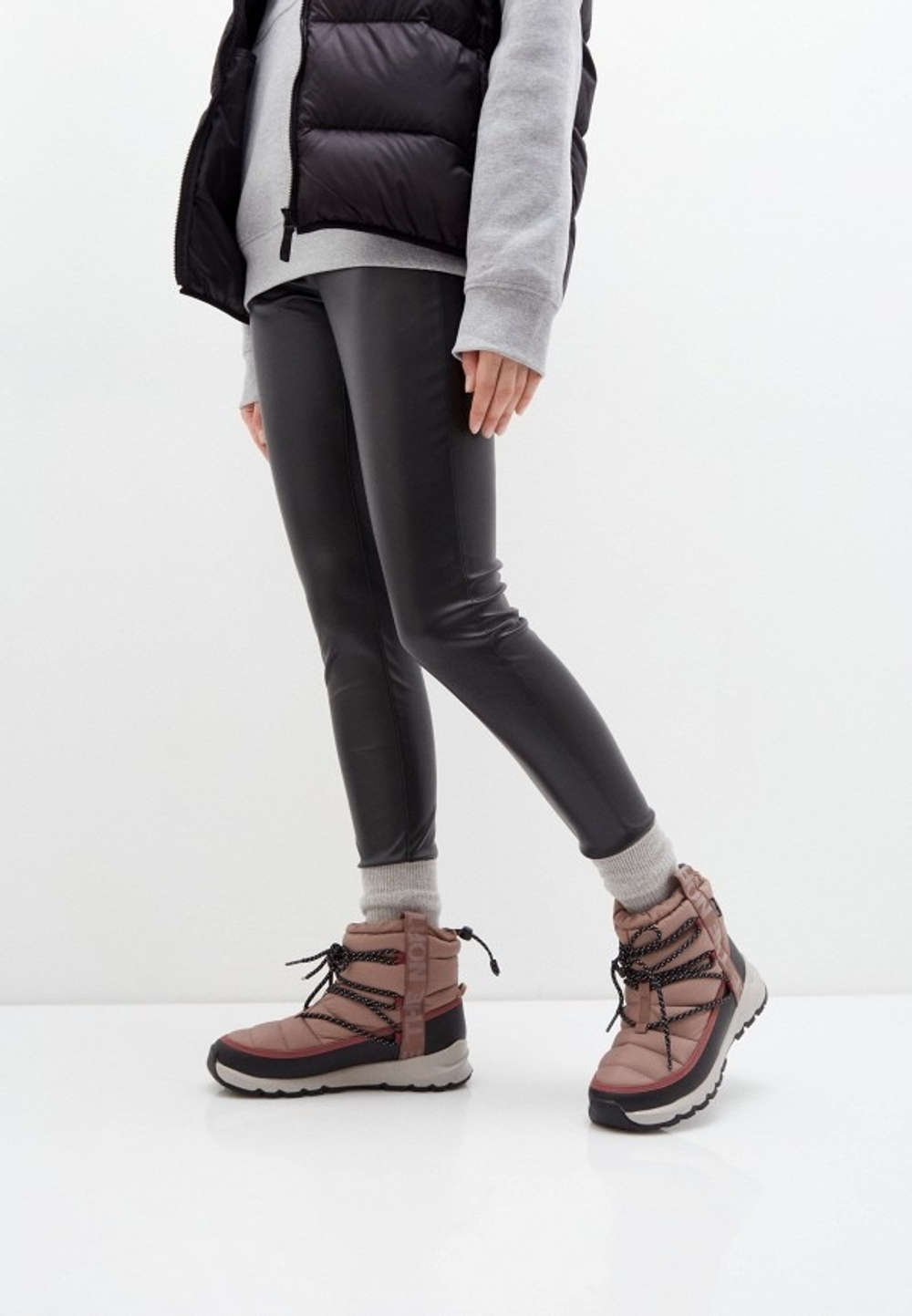 Ботинки женские THE NORTH FACE W THERMOBALL LACE UP WP