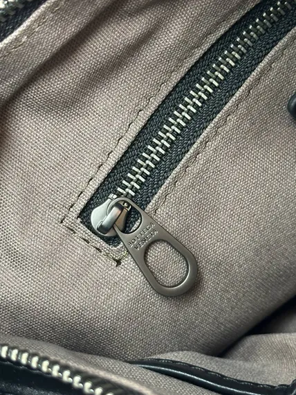 Сумка мужская кожаная Bottega Veneta через плечо
