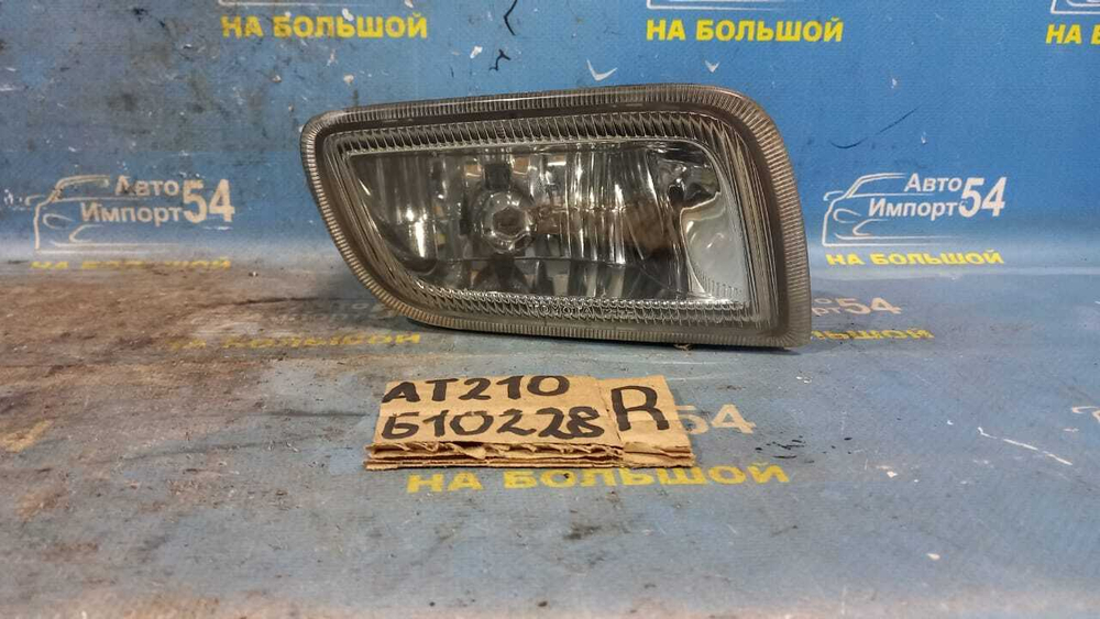 Туманка правая TOYOTA CORONA PREMIO 1997-2001