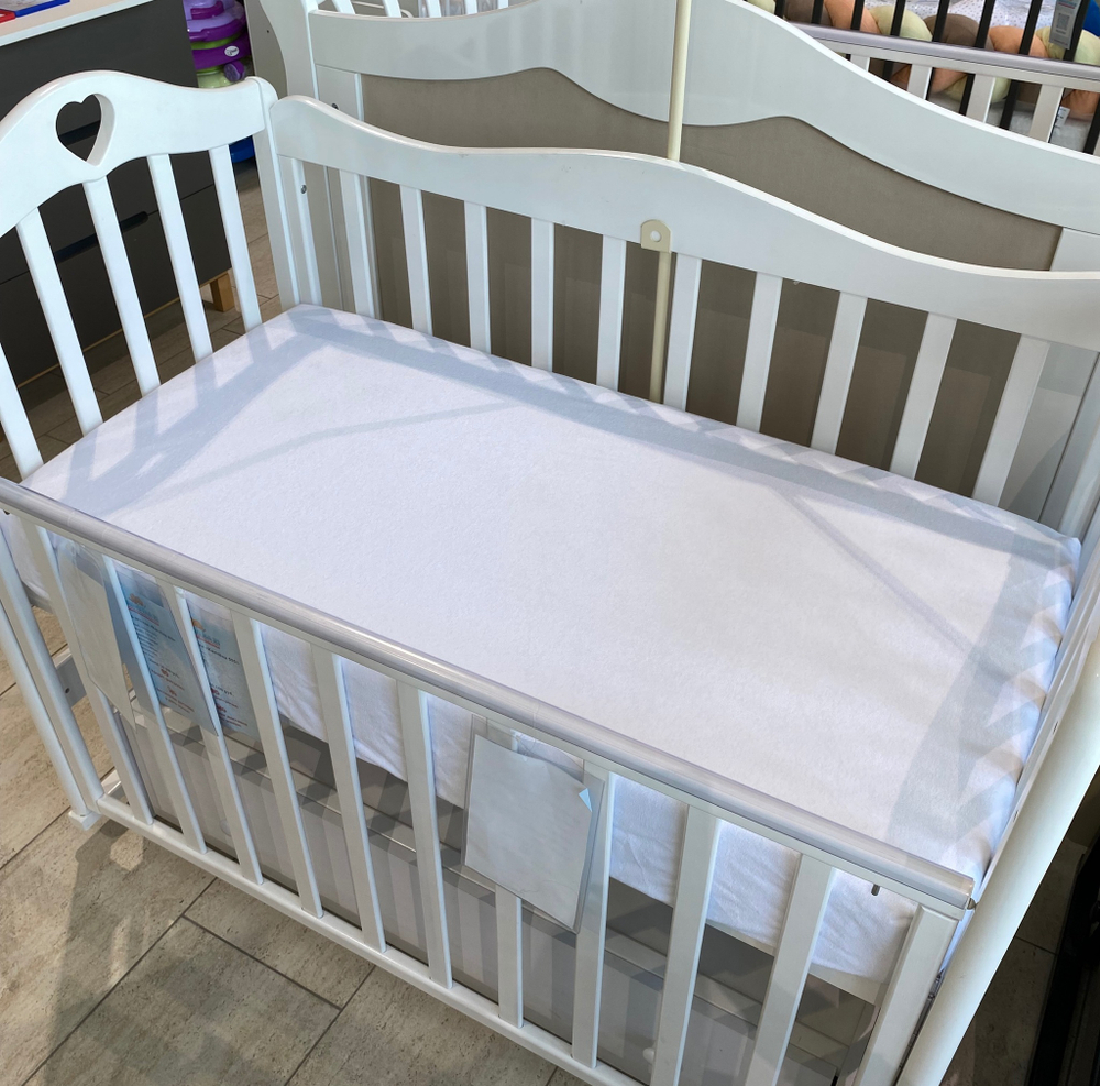 Матрасик защитный "Машенька" 85*60 (резинка на углах)