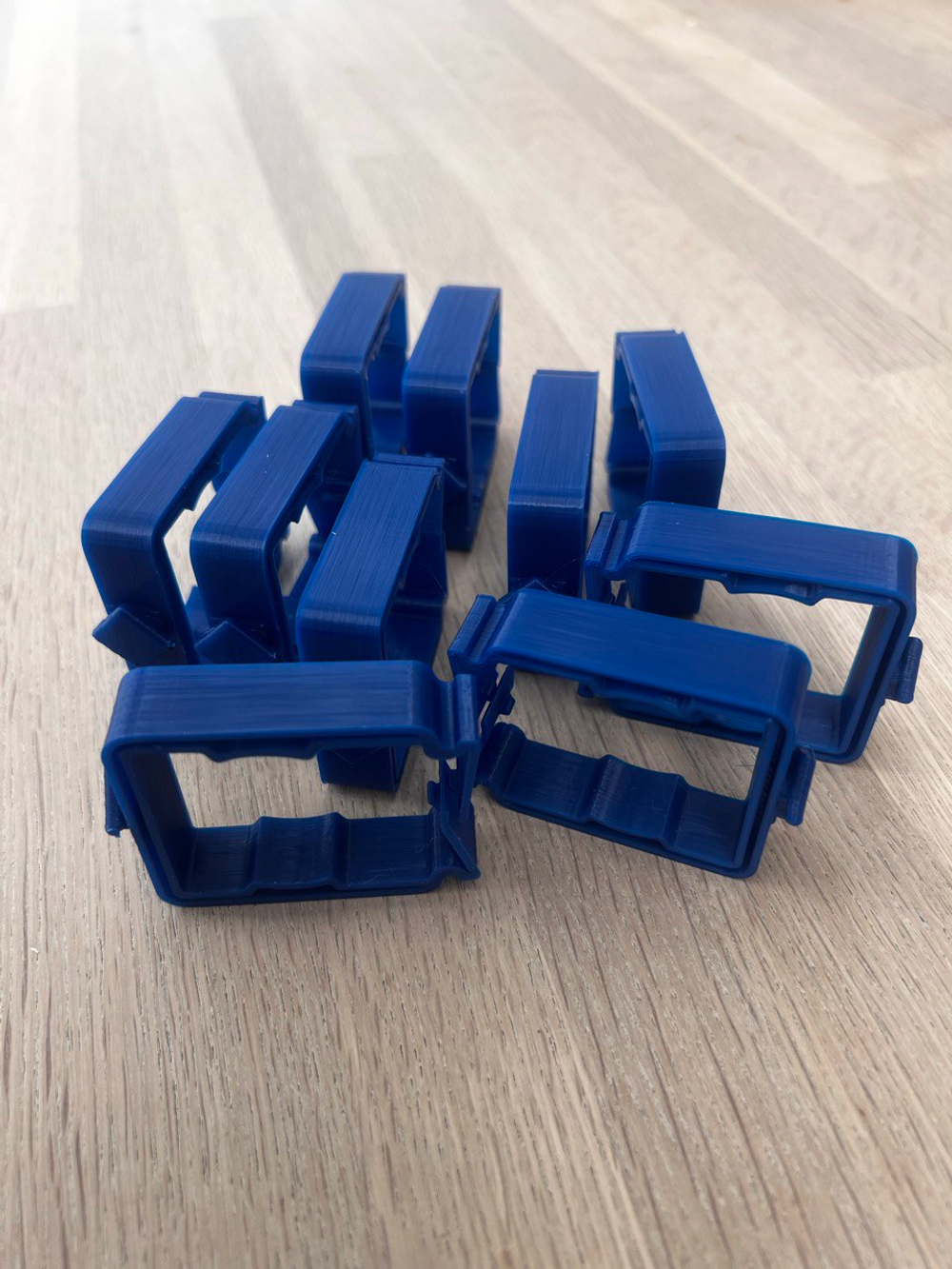 Держатели кабельные ABB ED45P10 (1уп 10шт) 2CPX062336R9999