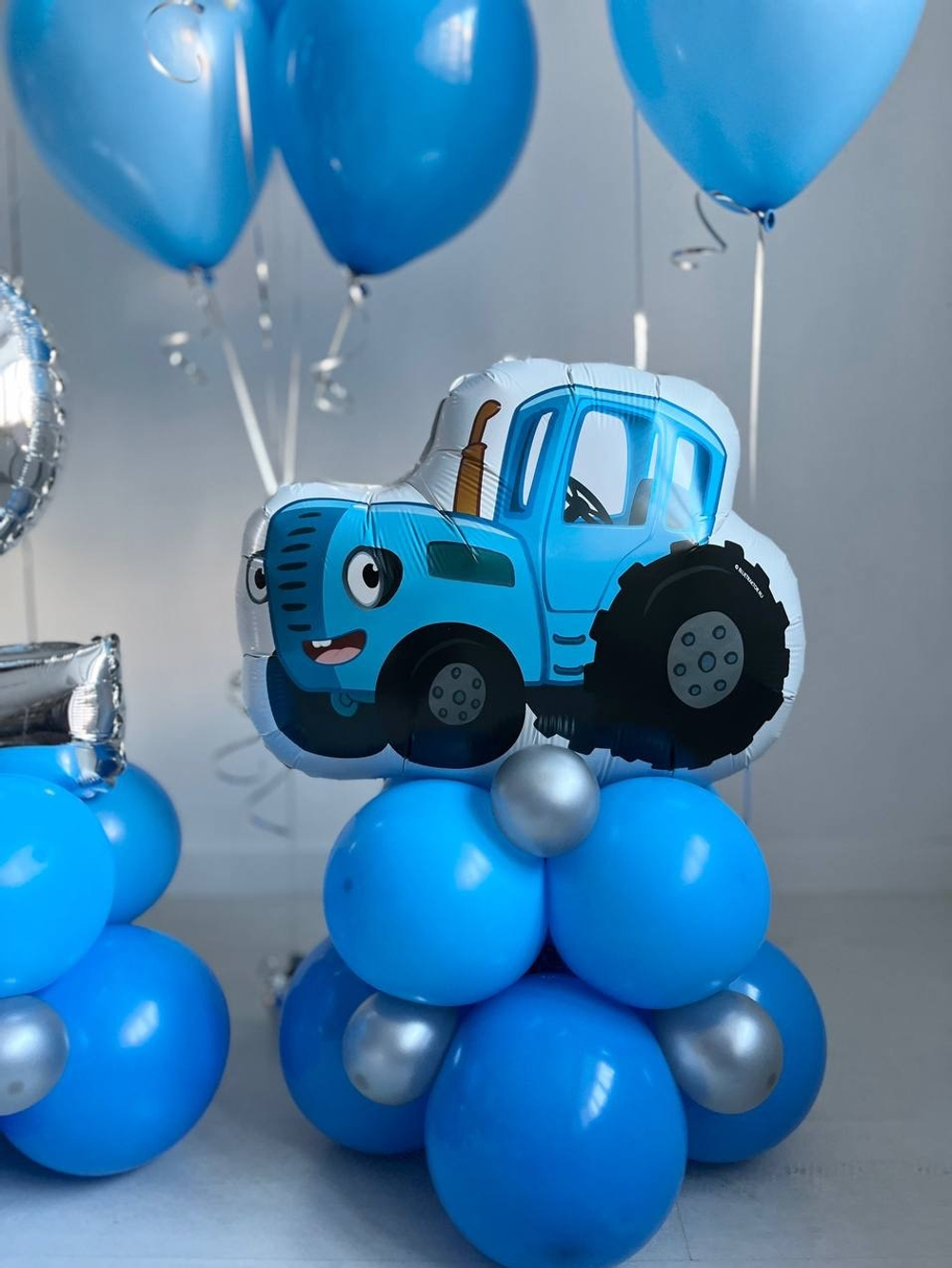 Воздушные шары Синий трактор №2544