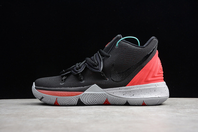 Nike Kyrie 5