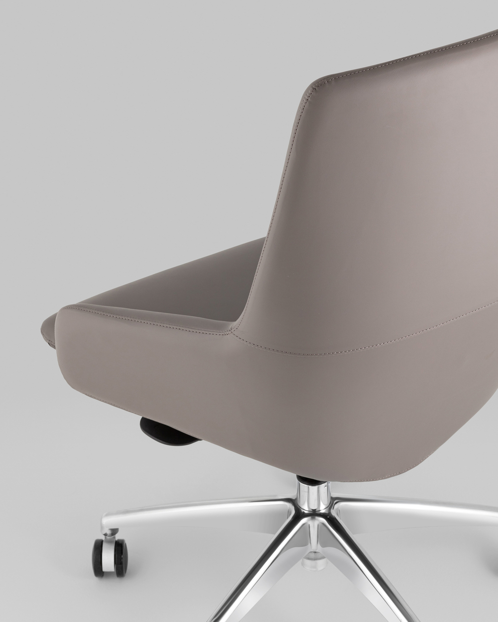 Кресло офисное TopChairs Bow серый