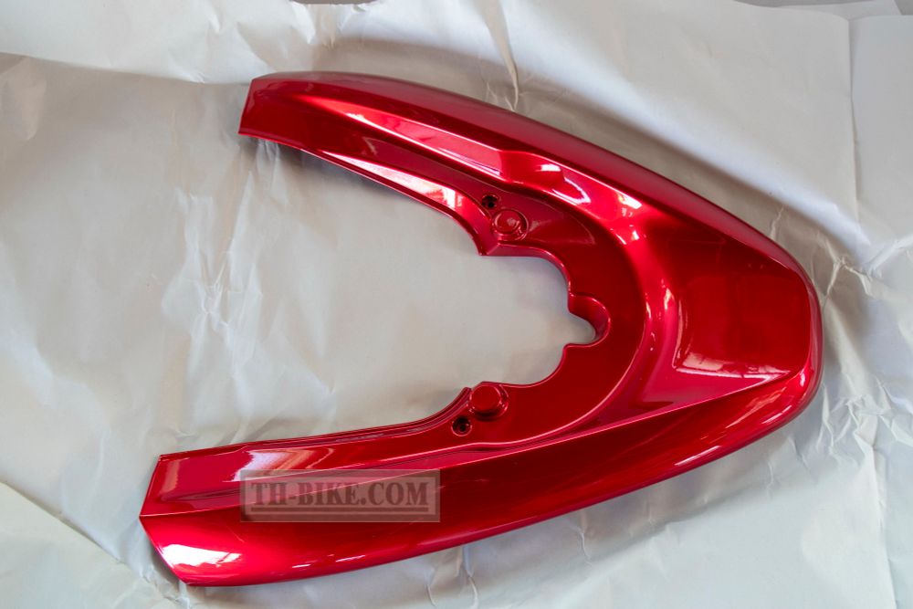 84150-KWN-900ZC. COVER, RR. GARB RAIL *R340C*