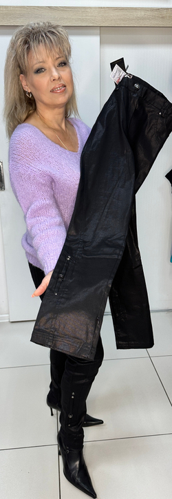 Черные узкие французские брюки с лазерным напылением