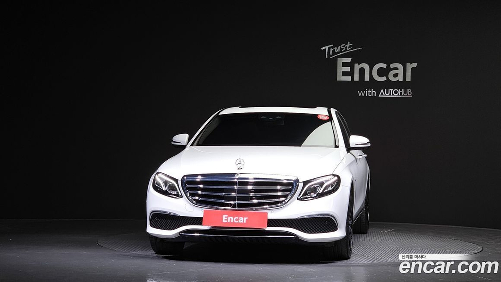 Mercedes-Benz E-Class W213 E300e 4MATIC Exclusive (07.2020)