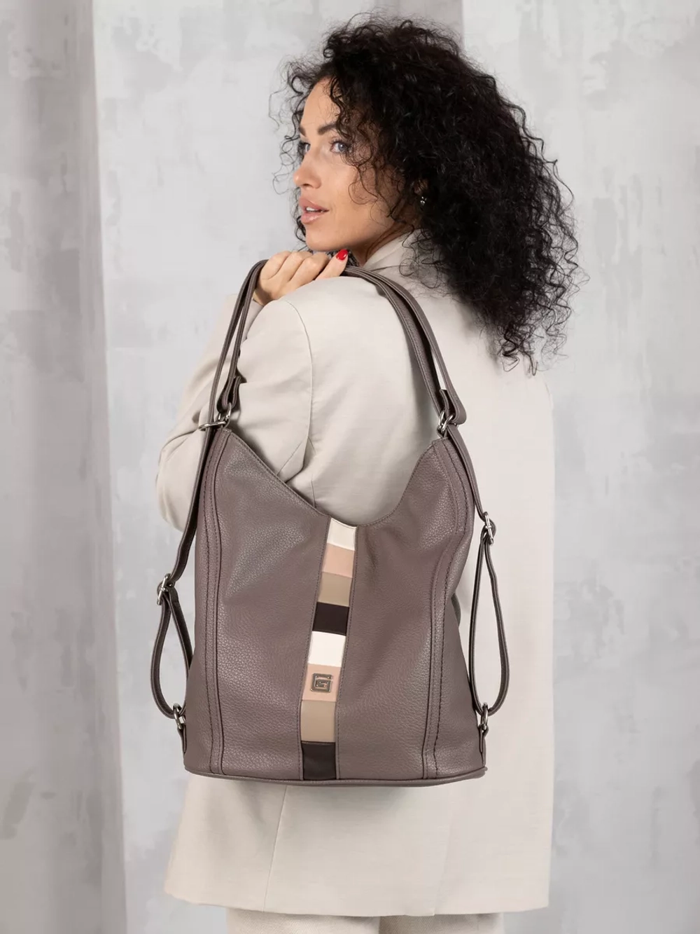 Сумка рюкзак большая через плечо трансформер