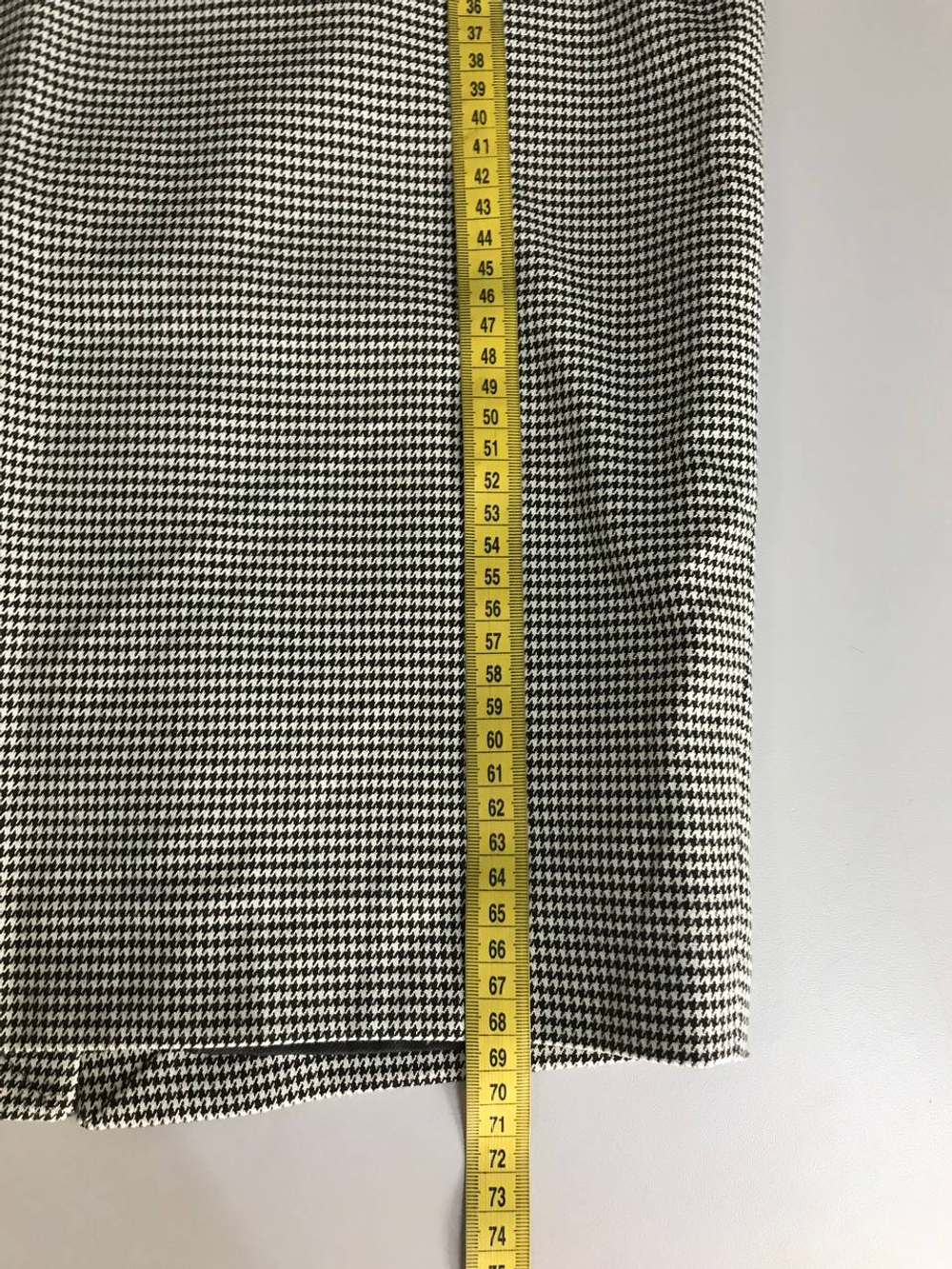 Юбка Zara для офисного стиля, маркировка L, визуально на 46/48 размер