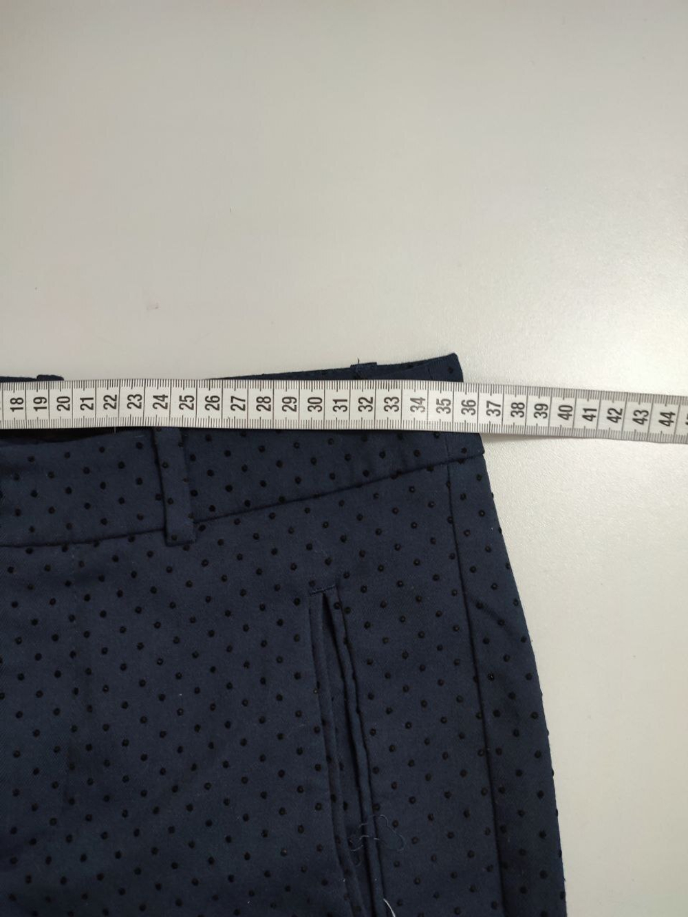 Брюки Zara базовые 40-42 размер