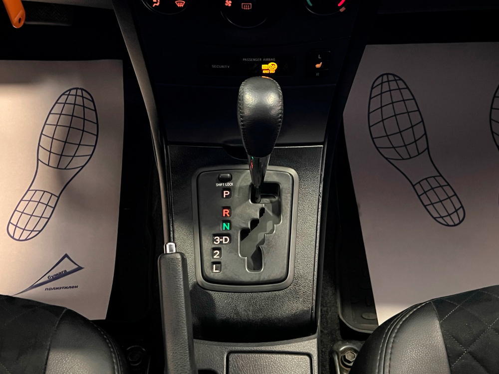 Toyota Corolla, 2011 год