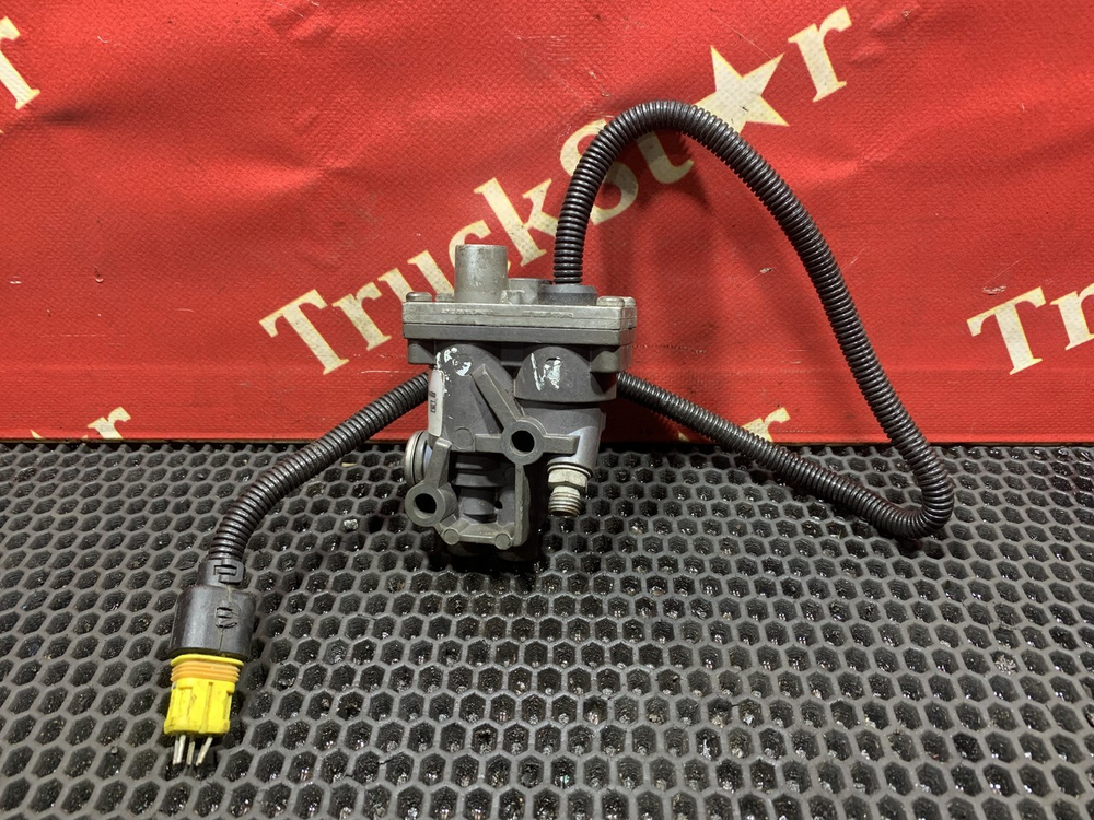 Клапан горного тормоза