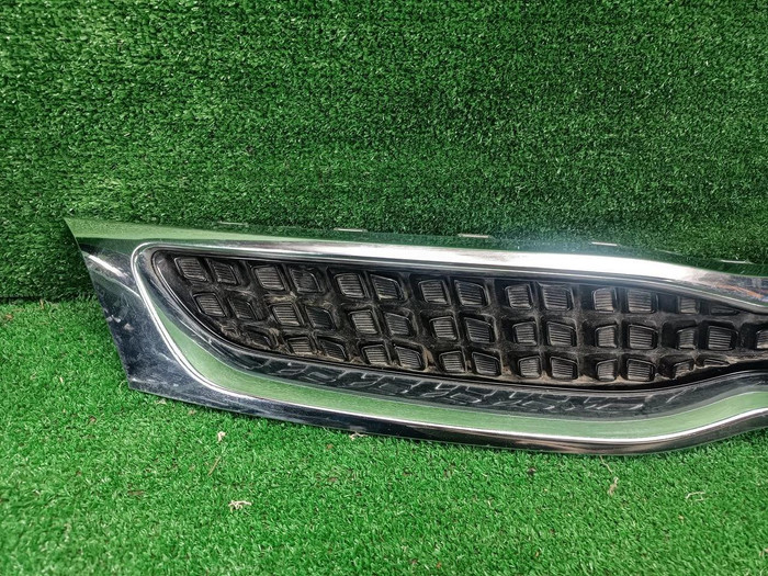 Решетка радиатора KIA Rio 4 X-Line (2017-2020)