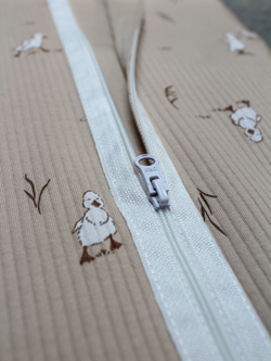 Пеленальный кокон Утята РУБЧИК Светлый кофе RinaAmari