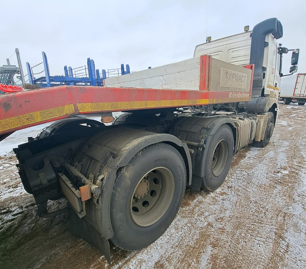 КамАЗ 65206 6x4 Седельный тягач 65206-T5 (Дизельный, 12,0 л, 428 л.с., МТ)
