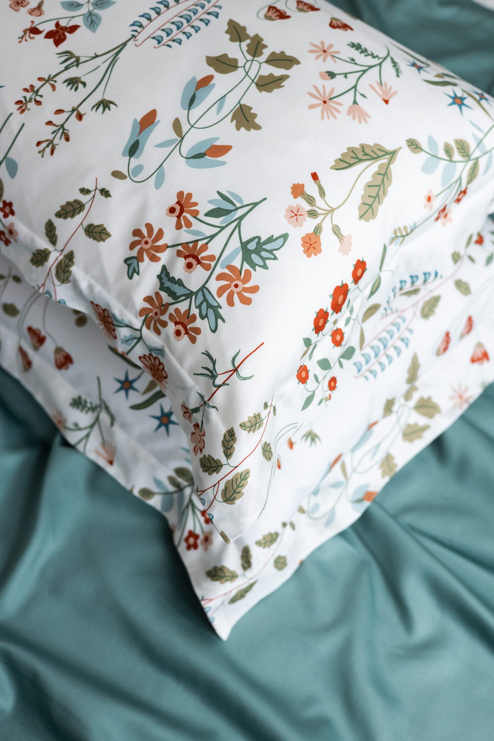 ODA 2 наволочки, сатин белый с узором 50x70см