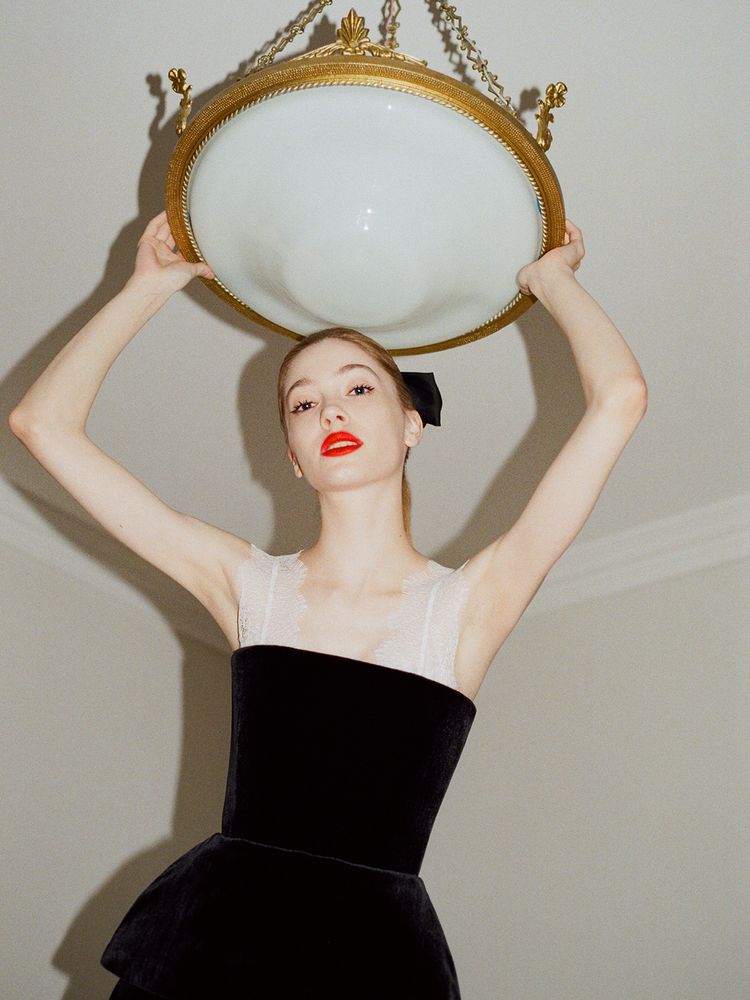 Топ корсетный из бархата с баской