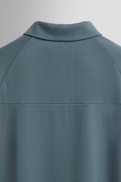 ZARA ТЕХНИЧЕСКОЕ ПОЛО ИЗ РЕЛЬЕФНОГО ПИКЕ ДЛЯ ТРЕНИРОВОК, ГОЛУБОЙ