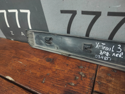 Накладка двери задней левой Nissan X-Trail 3 (T32) 13-23 Б/У Оригинал 828774CM1B