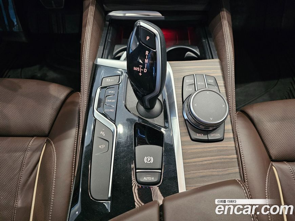 BMW 5 Series (G30) 520d M Sports Plus (11.2019)
