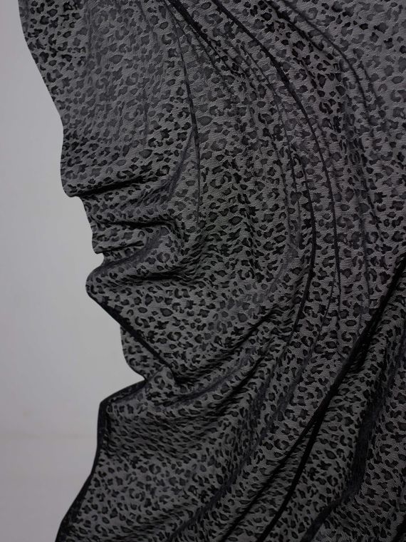 Ткань сетка эластичная, дизайн леопард, глянец, Турция, черный 170