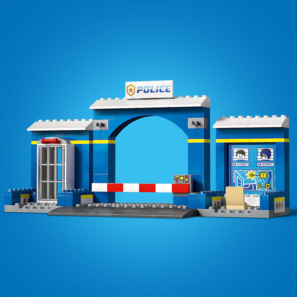 Конструктор LEGO City 60370 Побег из полицейского участка