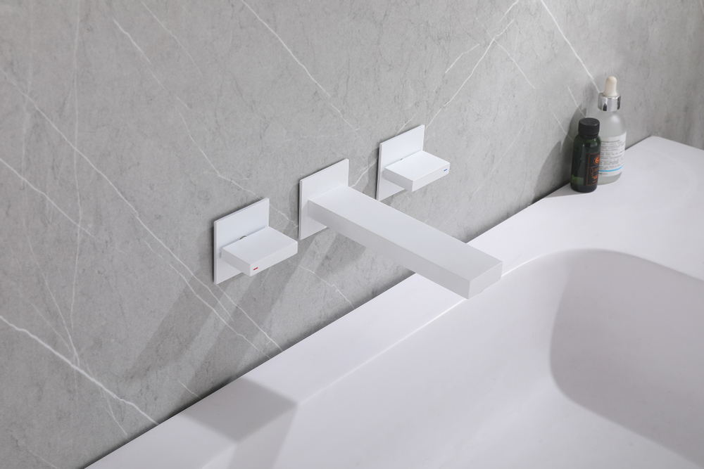 Смеситель ABBER Daheim AF82122W для раковины скрытого монтажа, белый матовый