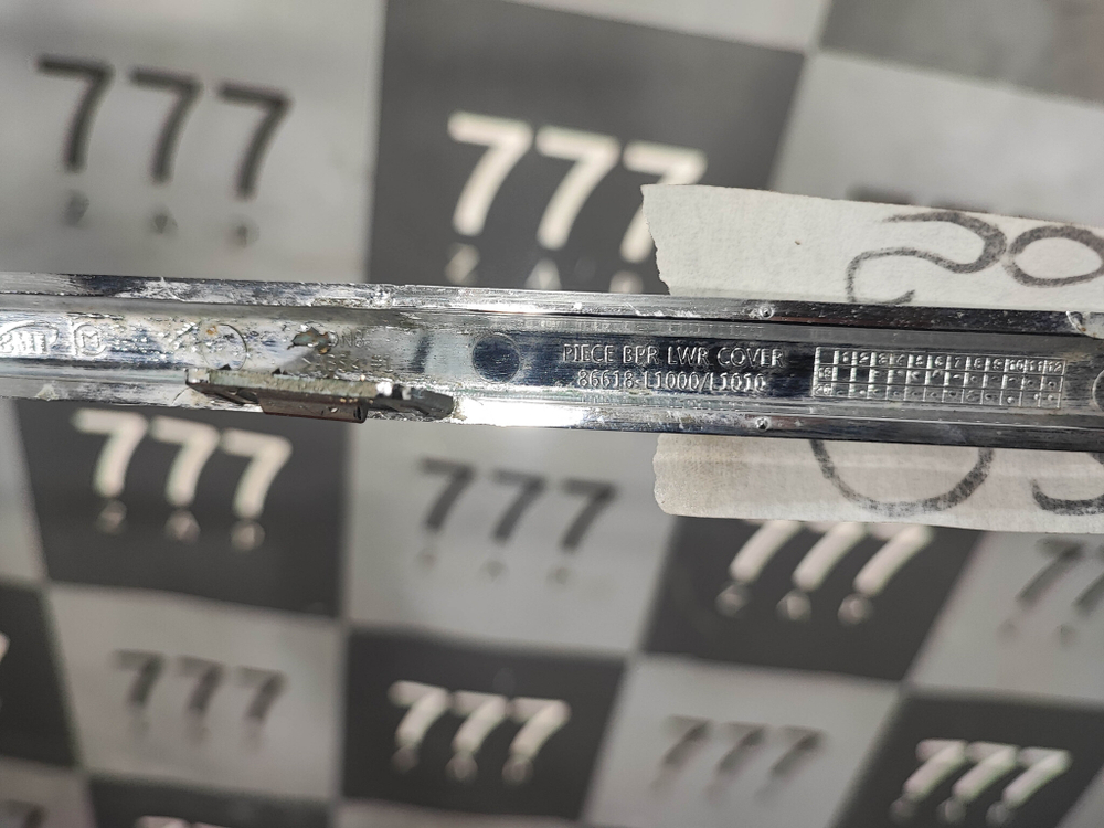 Молдинг заднего бампера Hyundai Sonata 8 (DN8) 19-нв Б/У Оригинал 86618L1000