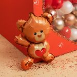 Шар с клапаном (16''/41 см) Мини-фигура, Мишка с сердечком, 1 шт.