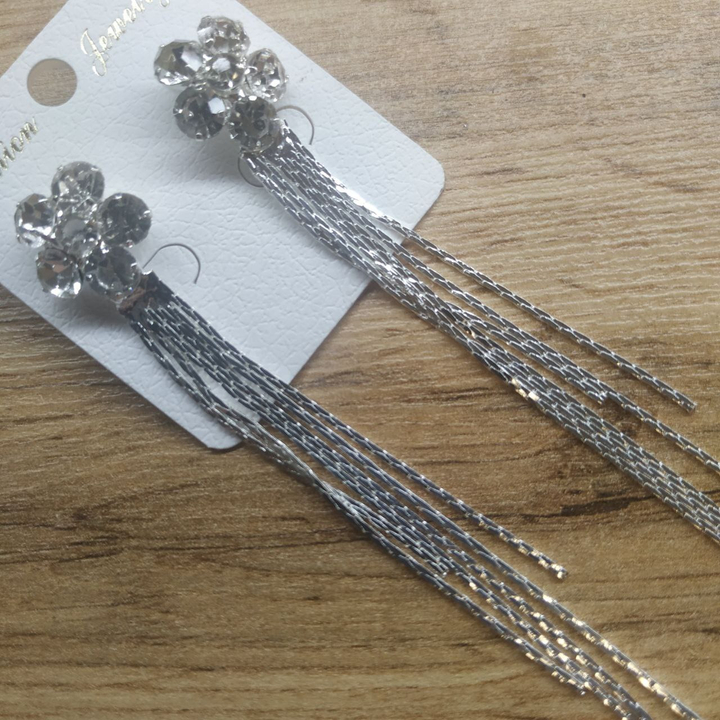 Серьги-гвоздики Bogema Цветок из кристаллов цепочки жгутики металл серебристый