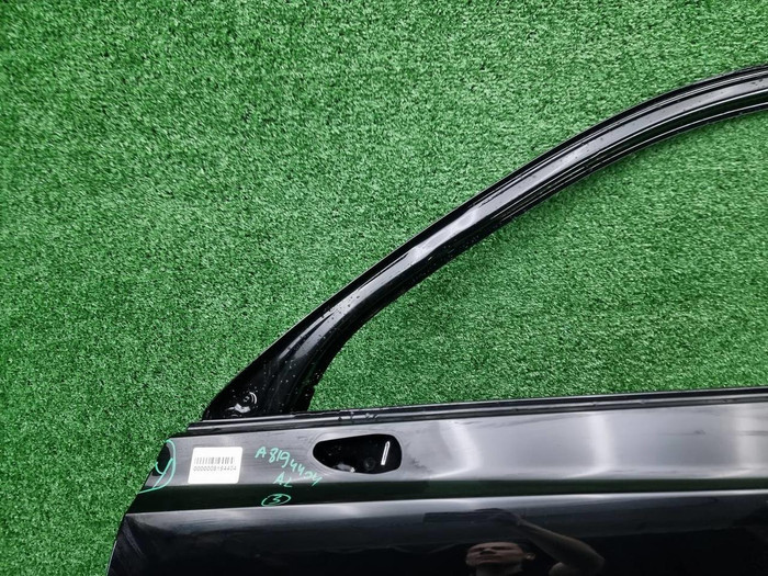 Дверь передняя левая Bentley Bentayga (2015-н.в.)