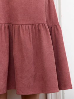 Платье с широкими манжетами