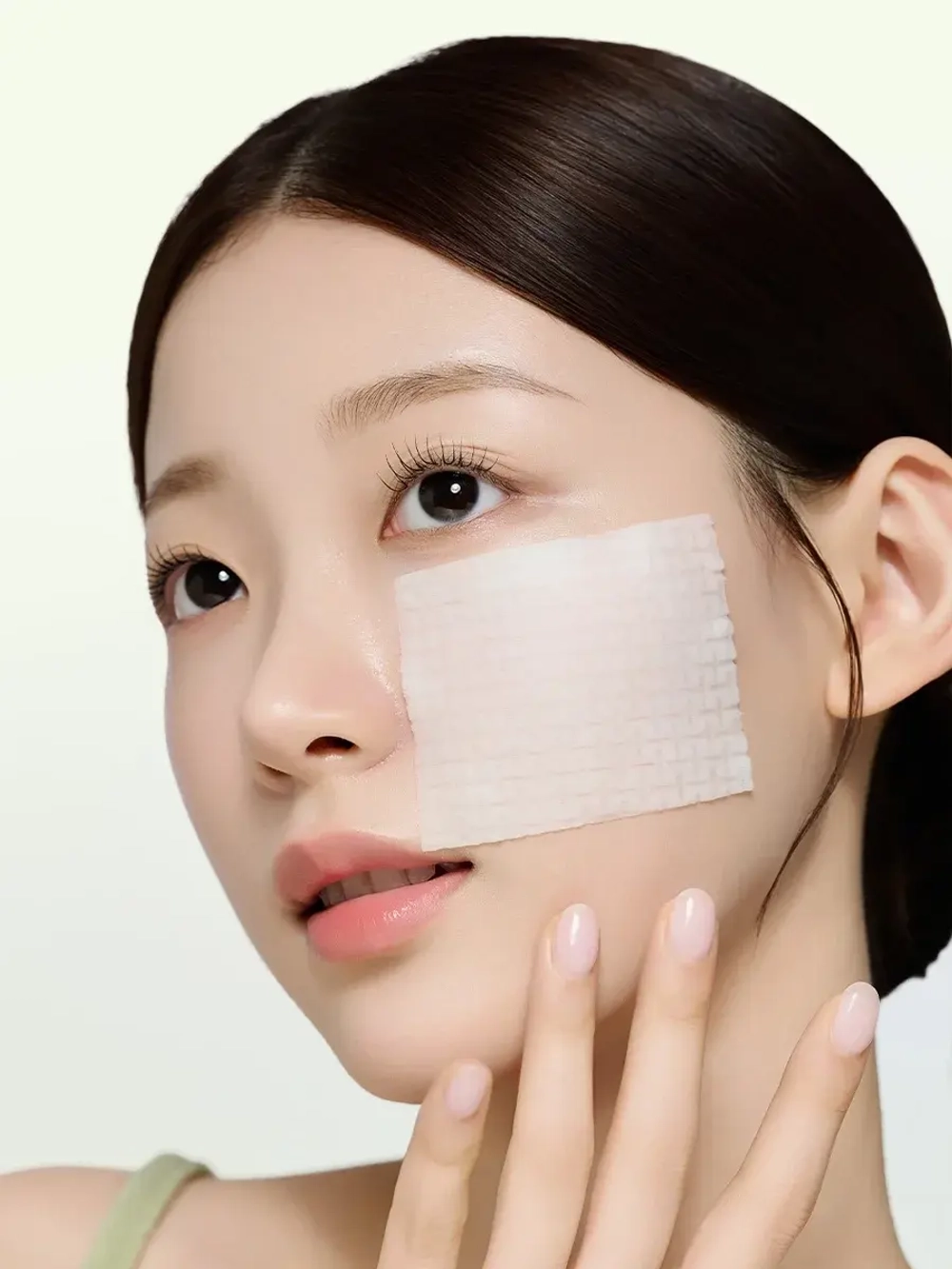 Sungboon Editor Отшелушивающие тонер-пэды для глубокого очищения и сужения пор Green Tomato NMN Pore Peeling Pad 60 шт