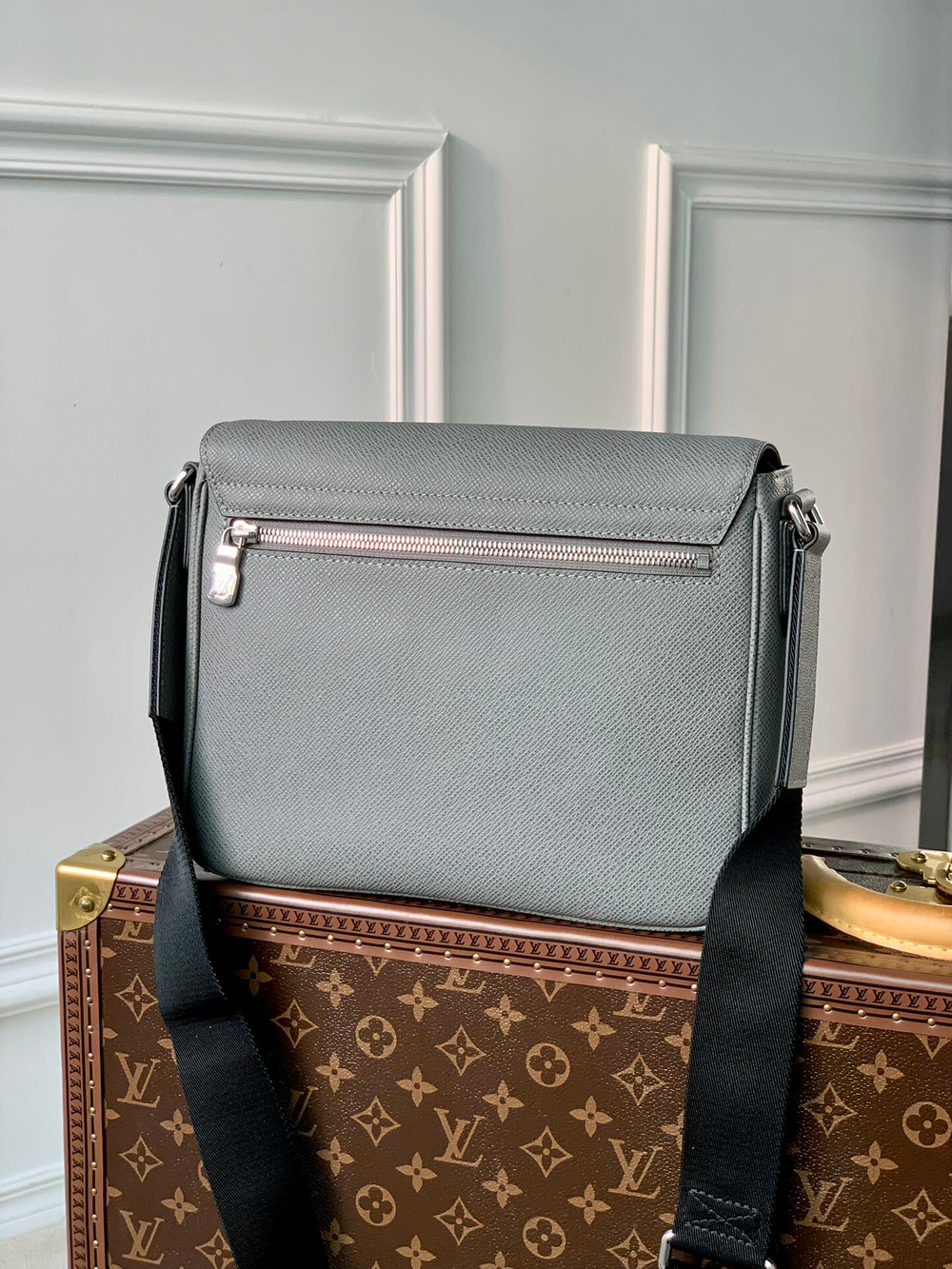 Louis Vuitton District PM Messenger Bag