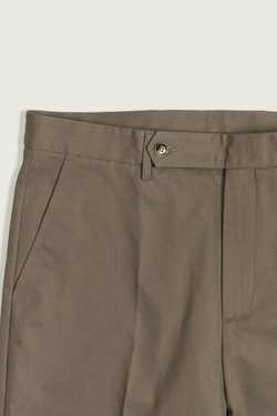 Брюки чинос серо-коричневые