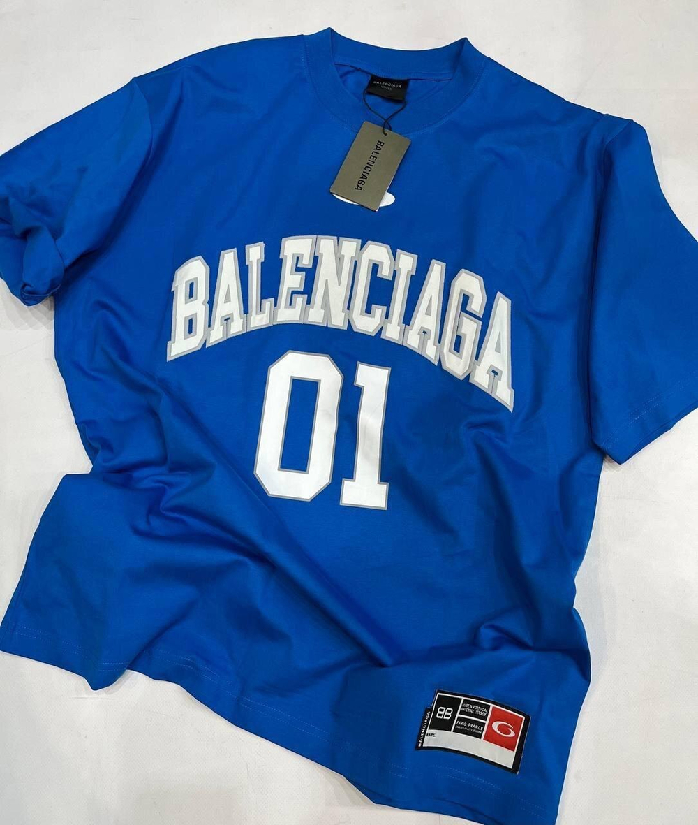 Футболка Balenciaga
